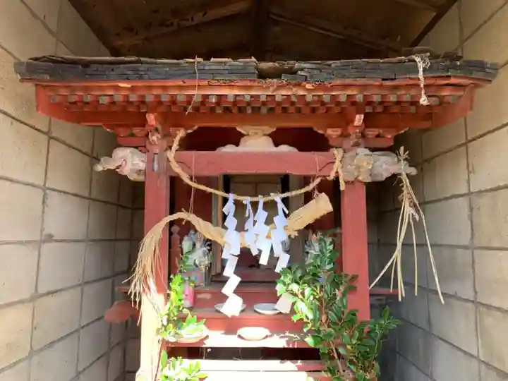 稲荷神社の本殿・本堂