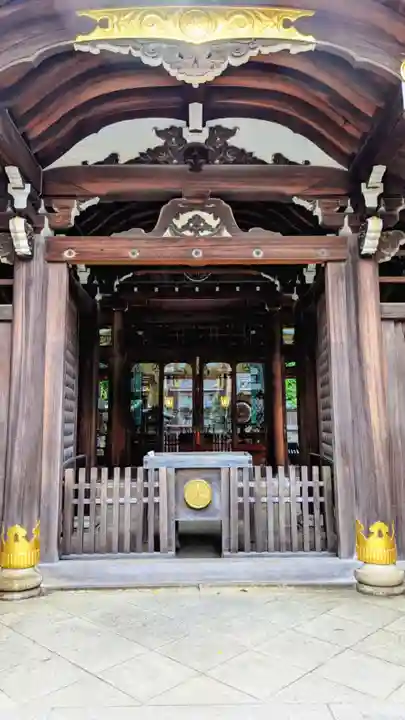 白金氷川神社の本殿・本堂