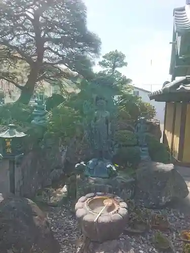 金剛院(沼田成田不動尊)の手水舎