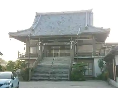 西光寺の本殿・本堂