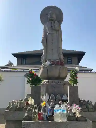 白旗観音寺の地蔵
