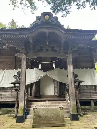 新海三社神社(長野県)