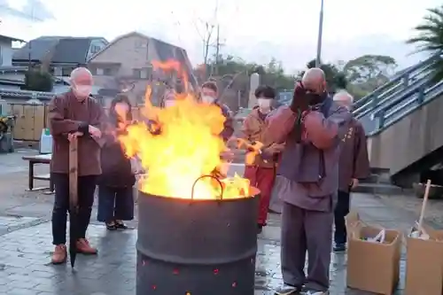 遠照山 光明寺（尼崎大仏）(兵庫県)