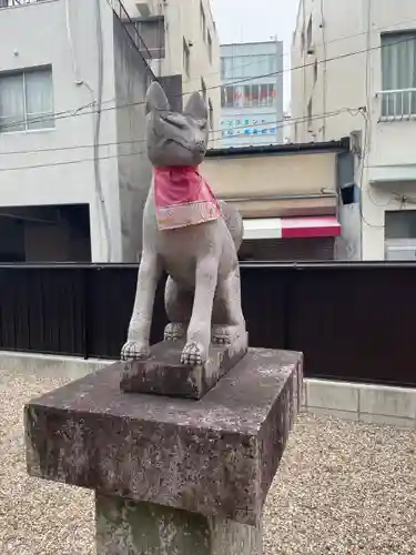 三輪神社の狛犬