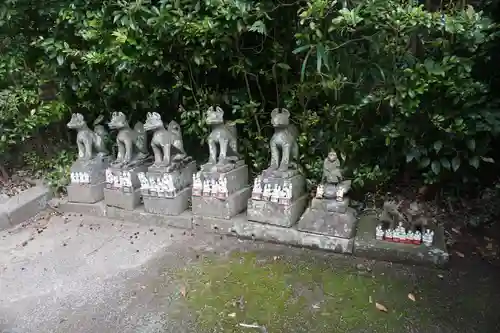 松江城山稲荷神社の狛犬