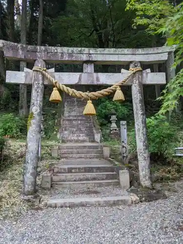 根道神社の鳥居