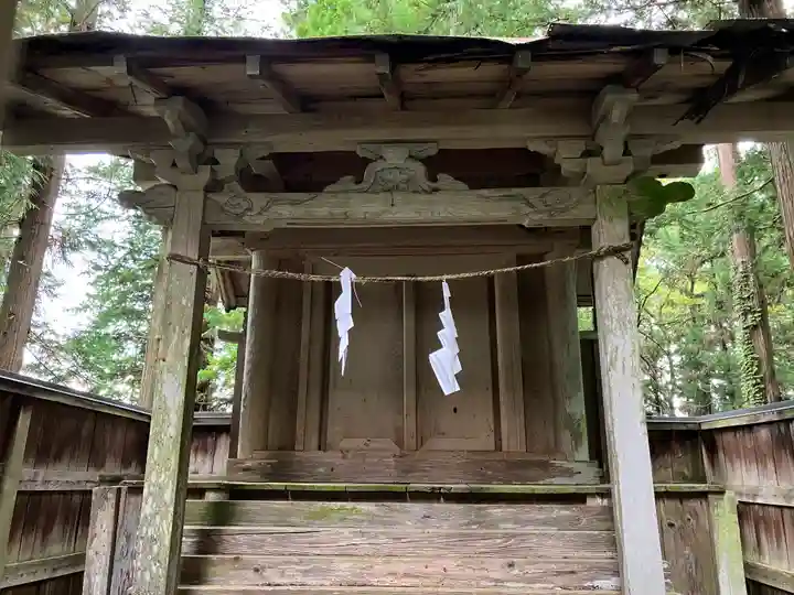 塩野神社の末社・摂社