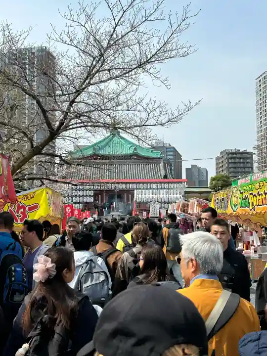 寛永寺不忍池弁天堂の{uncategorized: "未分類", other: "その他", undefined: "問題あり", building: "その他建物", grave: "お墓", sacred_gate: "鳥居", guardian: "狛犬", statue: "像", buddha: "仏像", history: "歴史", nature: "自然", garden: "庭園", animal: "動物", pagoda: "塔", temizu: "手水舎", mountain_gate: "山門・神門", sanctuary: "本殿・本堂", subordinate: "末社・摂社", art: "芸術", scenery: "景色", jizo: "地蔵", ema: "絵馬", goshuin: "御朱印", omikuji: "おみくじ", items: "授与品その他", amulet: "お守り", goshuincho: "御朱印帳", eats: "食事", festival: "お祭り", votive_dance: "神楽", shichigosan: "七五三参", wedding: "結婚式", experience: "体験その他", initially: "初詣", around: "周辺", anti_infection: "感染症対策"}