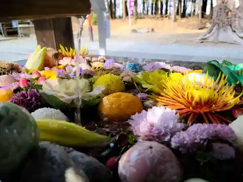 滑川神社 - 仕事と子どもの守り神の手水