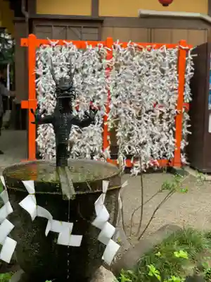 田無神社の手水舎