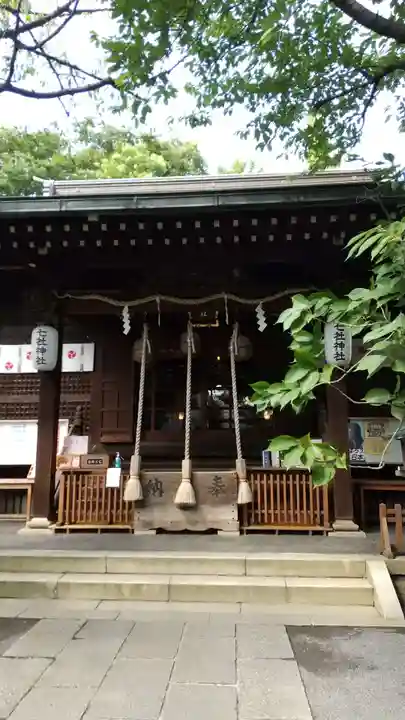 七社神社の本殿・本堂
