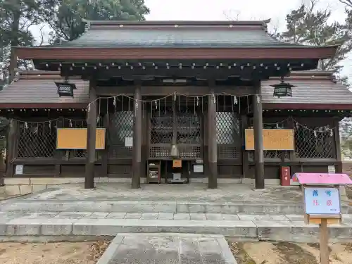 大井神社の{uncategorized: "未分類", other: "その他", undefined: "問題あり", building: "その他建物", grave: "お墓", sacred_gate: "鳥居", guardian: "狛犬", statue: "像", buddha: "仏像", history: "歴史", nature: "自然", garden: "庭園", animal: "動物", pagoda: "塔", temizu: "手水舎", mountain_gate: "山門・神門", sanctuary: "本殿・本堂", subordinate: "末社・摂社", art: "芸術", scenery: "景色", jizo: "地蔵", ema: "絵馬", goshuin: "御朱印", omikuji: "おみくじ", items: "授与品その他", amulet: "お守り", goshuincho: "御朱印帳", eats: "食事", festival: "お祭り", votive_dance: "神楽", shichigosan: "七五三参", wedding: "結婚式", experience: "体験その他", initially: "初詣", around: "周辺", anti_infection: "感染症対策"}