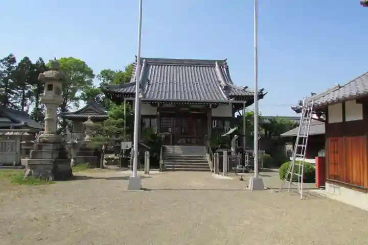 観音寺の本殿・本堂