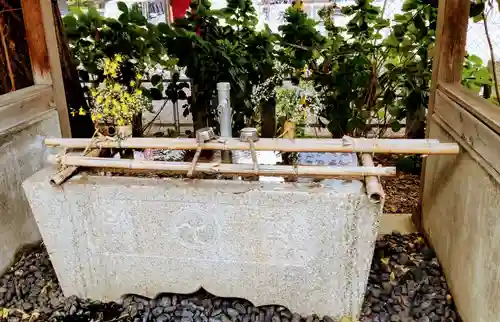 庚申神社の手水