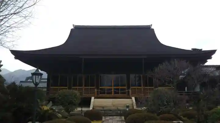 龍福寺の本殿・本堂