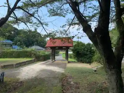 妙行寺の山門・神門