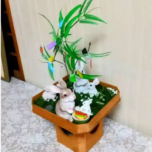 彌彦神社　(伊夜日子神社)の像