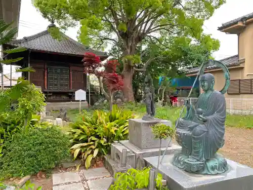 成田山高崎分院光徳寺の仏像