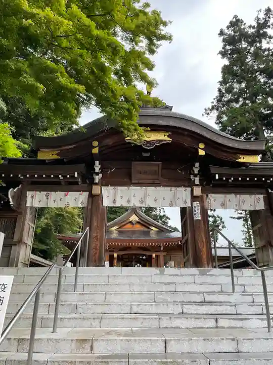 高麗神社の山門・神門