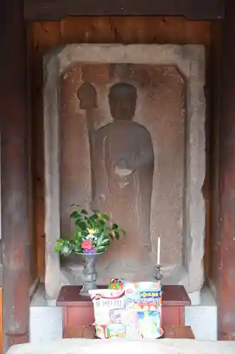 洞泉寺の地蔵