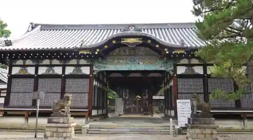 御香宮神社の本殿