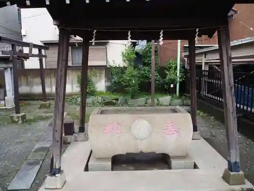 三徳稲荷神社の手水舎
