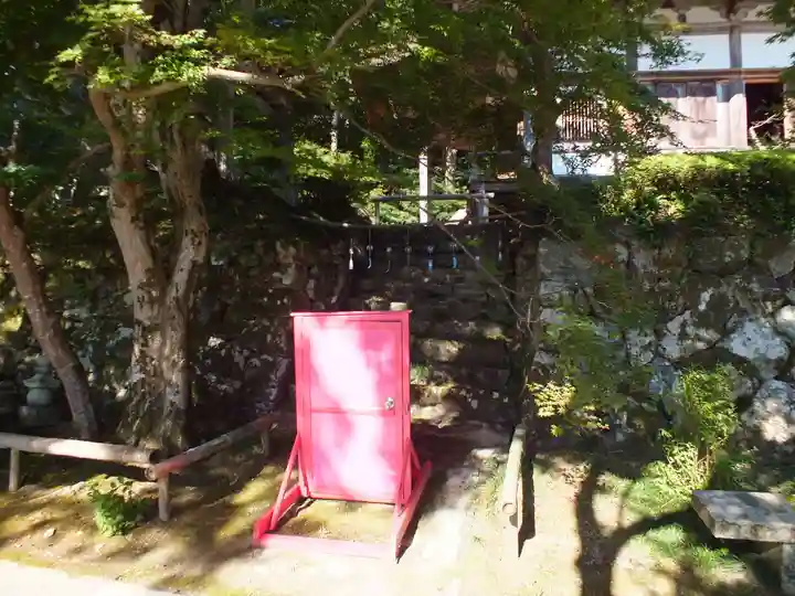 瓦屋寺(滋賀県)