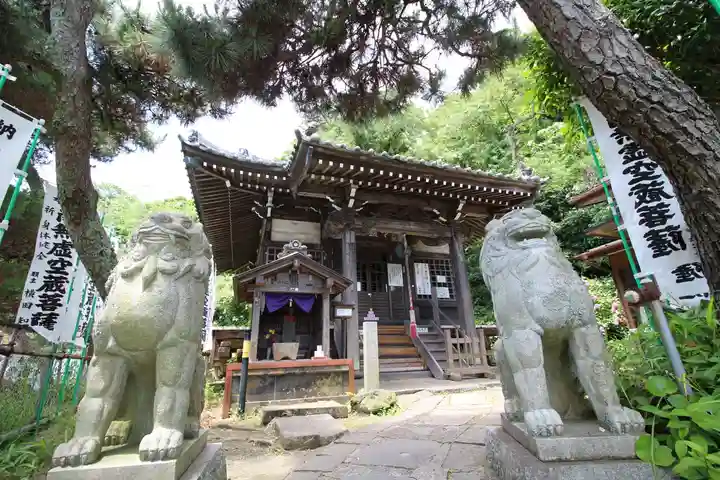 星井寺(虚空蔵堂)の狛犬