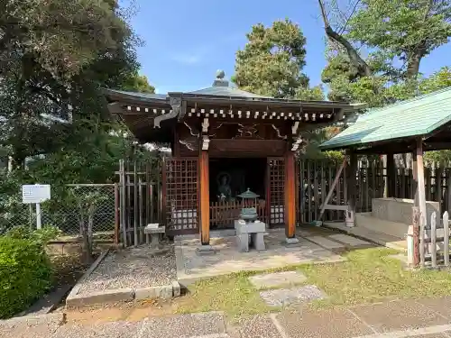 寶泉寺（宝泉寺）の{uncategorized: "未分類", other: "その他", undefined: "問題あり", building: "その他建物", grave: "お墓", sacred_gate: "鳥居", guardian: "狛犬", statue: "像", buddha: "仏像", history: "歴史", nature: "自然", garden: "庭園", animal: "動物", pagoda: "塔", temizu: "手水舎", mountain_gate: "山門・神門", sanctuary: "本殿・本堂", subordinate: "末社・摂社", art: "芸術", scenery: "景色", jizo: "地蔵", ema: "絵馬", goshuin: "御朱印", omikuji: "おみくじ", items: "授与品その他", amulet: "お守り", goshuincho: "御朱印帳", eats: "食事", festival: "お祭り", votive_dance: "神楽", shichigosan: "七五三参", wedding: "結婚式", experience: "体験その他", initially: "初詣", around: "周辺", anti_infection: "感染症対策"}