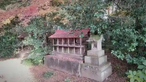 沼鉾神社の末社