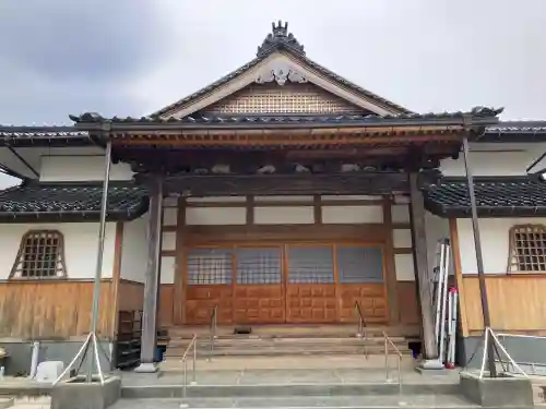 常福寺の{uncategorized: "未分類", other: "その他", undefined: "問題あり", building: "その他建物", grave: "お墓", sacred_gate: "鳥居", guardian: "狛犬", statue: "像", buddha: "仏像", history: "歴史", nature: "自然", garden: "庭園", animal: "動物", pagoda: "塔", temizu: "手水舎", mountain_gate: "山門・神門", sanctuary: "本殿・本堂", subordinate: "末社・摂社", art: "芸術", scenery: "景色", jizo: "地蔵", ema: "絵馬", goshuin: "御朱印", omikuji: "おみくじ", items: "授与品その他", amulet: "お守り", goshuincho: "御朱印帳", eats: "食事", festival: "お祭り", votive_dance: "神楽", shichigosan: "七五三参", wedding: "結婚式", experience: "体験その他", initially: "初詣", around: "周辺", anti_infection: "感染症対策"}