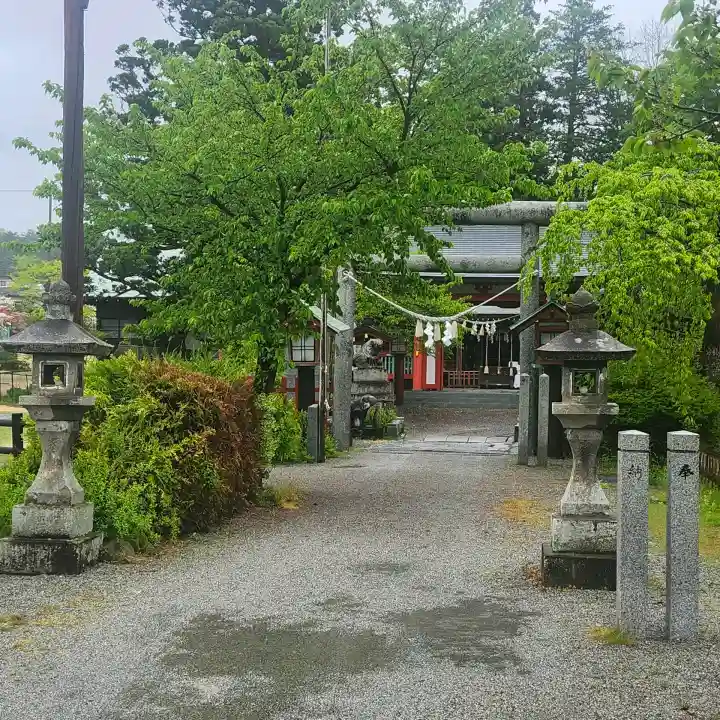 大鏑矢神社の{uncategorized: "未分類", other: "その他", undefined: "問題あり", building: "その他建物", grave: "お墓", sacred_gate: "鳥居", guardian: "狛犬", statue: "像", buddha: "仏像", history: "歴史", nature: "自然", garden: "庭園", animal: "動物", pagoda: "塔", temizu: "手水舎", mountain_gate: "山門・神門", sanctuary: "本殿・本堂", subordinate: "末社・摂社", art: "芸術", scenery: "景色", jizo: "地蔵", ema: "絵馬", goshuin: "御朱印", omikuji: "おみくじ", items: "授与品その他", amulet: "お守り", goshuincho: "御朱印帳", eats: "食事", festival: "お祭り", votive_dance: "神楽", shichigosan: "七五三参", wedding: "結婚式", experience: "体験その他", initially: "初詣", around: "周辺", anti_infection: "感染症対策"}