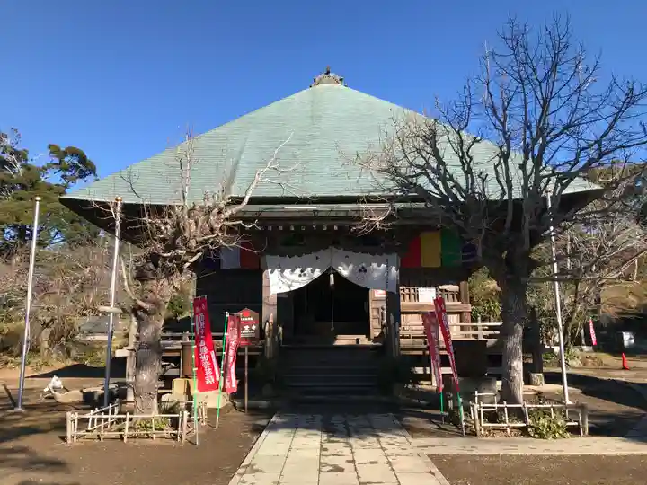 石堂寺の本殿・本堂