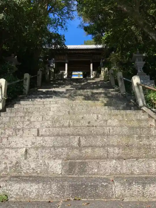 福良八幡神社の山門・神門