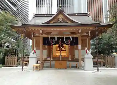 福徳神社（芽吹稲荷）の本殿・本堂