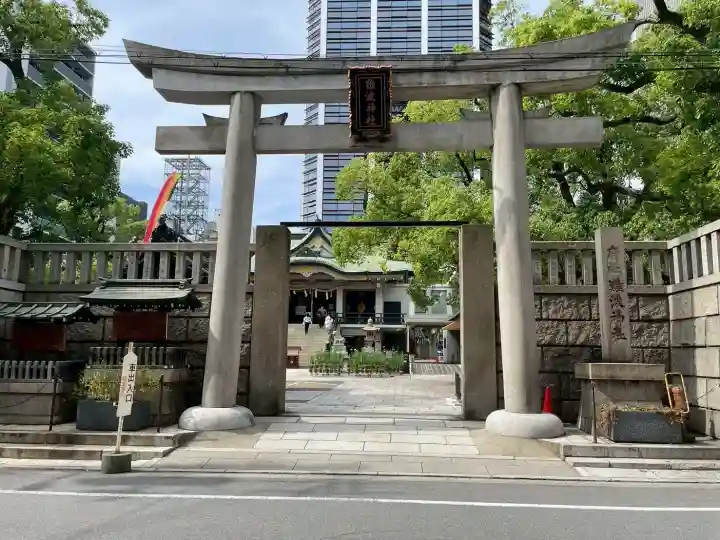 難波神社の{uncategorized: "未分類", other: "その他", undefined: "問題あり", building: "その他建物", grave: "お墓", sacred_gate: "鳥居", guardian: "狛犬", statue: "像", buddha: "仏像", history: "歴史", nature: "自然", garden: "庭園", animal: "動物", pagoda: "塔", temizu: "手水舎", mountain_gate: "山門・神門", sanctuary: "本殿・本堂", subordinate: "末社・摂社", art: "芸術", scenery: "景色", jizo: "地蔵", ema: "絵馬", goshuin: "御朱印", omikuji: "おみくじ", items: "授与品その他", amulet: "お守り", goshuincho: "御朱印帳", eats: "食事", festival: "お祭り", votive_dance: "神楽", shichigosan: "七五三参", wedding: "結婚式", experience: "体験その他", initially: "初詣", around: "周辺", anti_infection: "感染症対策"}