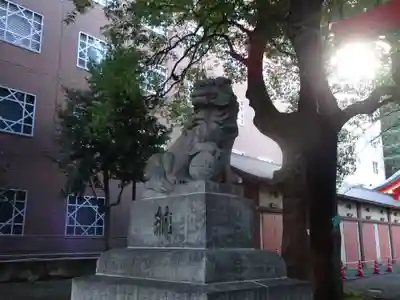 花園神社の狛犬