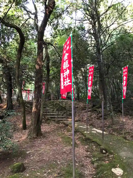 春日大社金龍神社(禁裡殿)の自然