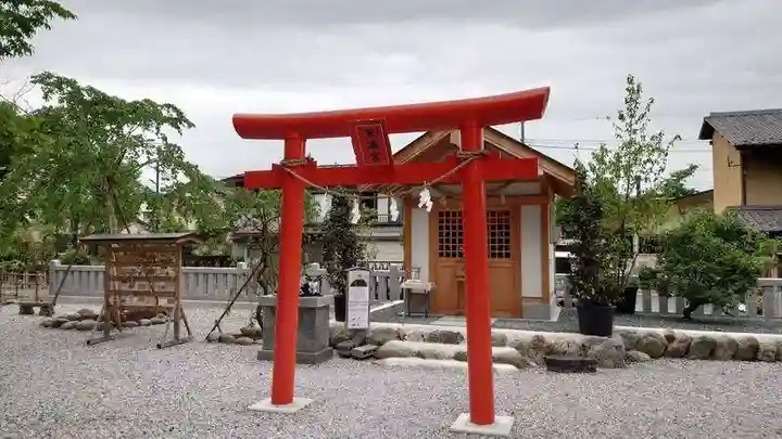 秩父今宮神社の末社・摂社