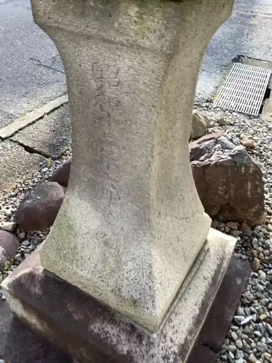 井高サイクル横の不明神社のその他建物