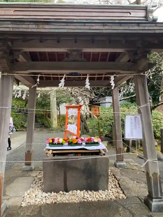 荏柄天神社の手水舎