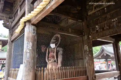 高幡不動尊　金剛寺の山門