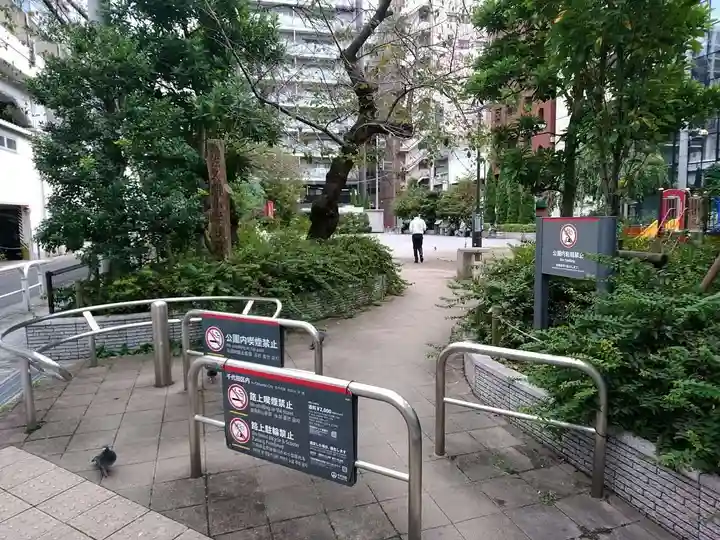 草分稲荷神社のその他建物