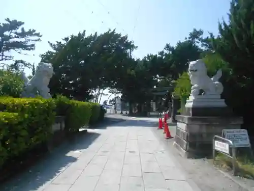 森戸大明神（森戸神社）の狛犬