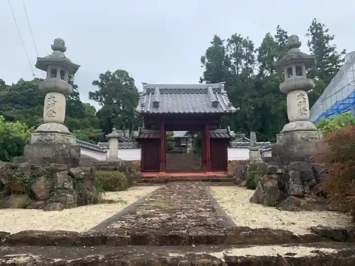 長泉寺の山門・神門