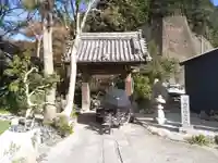 中之院(嵓窟山根本中院)の山門・神門
