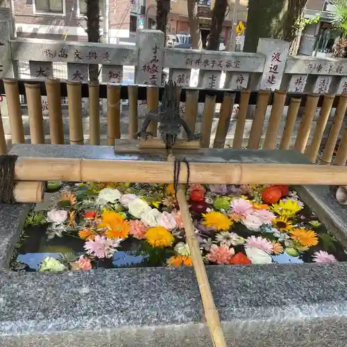 高円寺氷川神社の手水