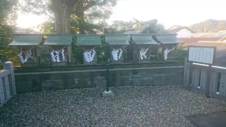 村國真墨田神社の末社・摂社