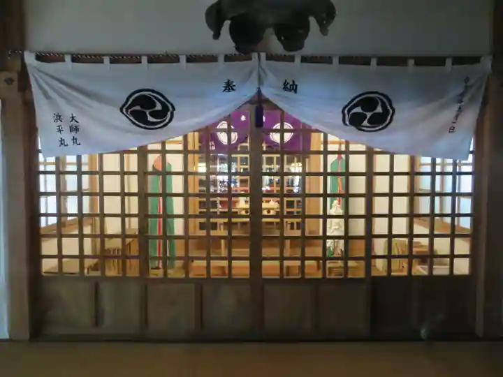 諸口神社の本殿・本堂