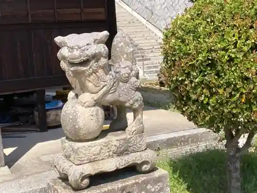 穀神社の狛犬